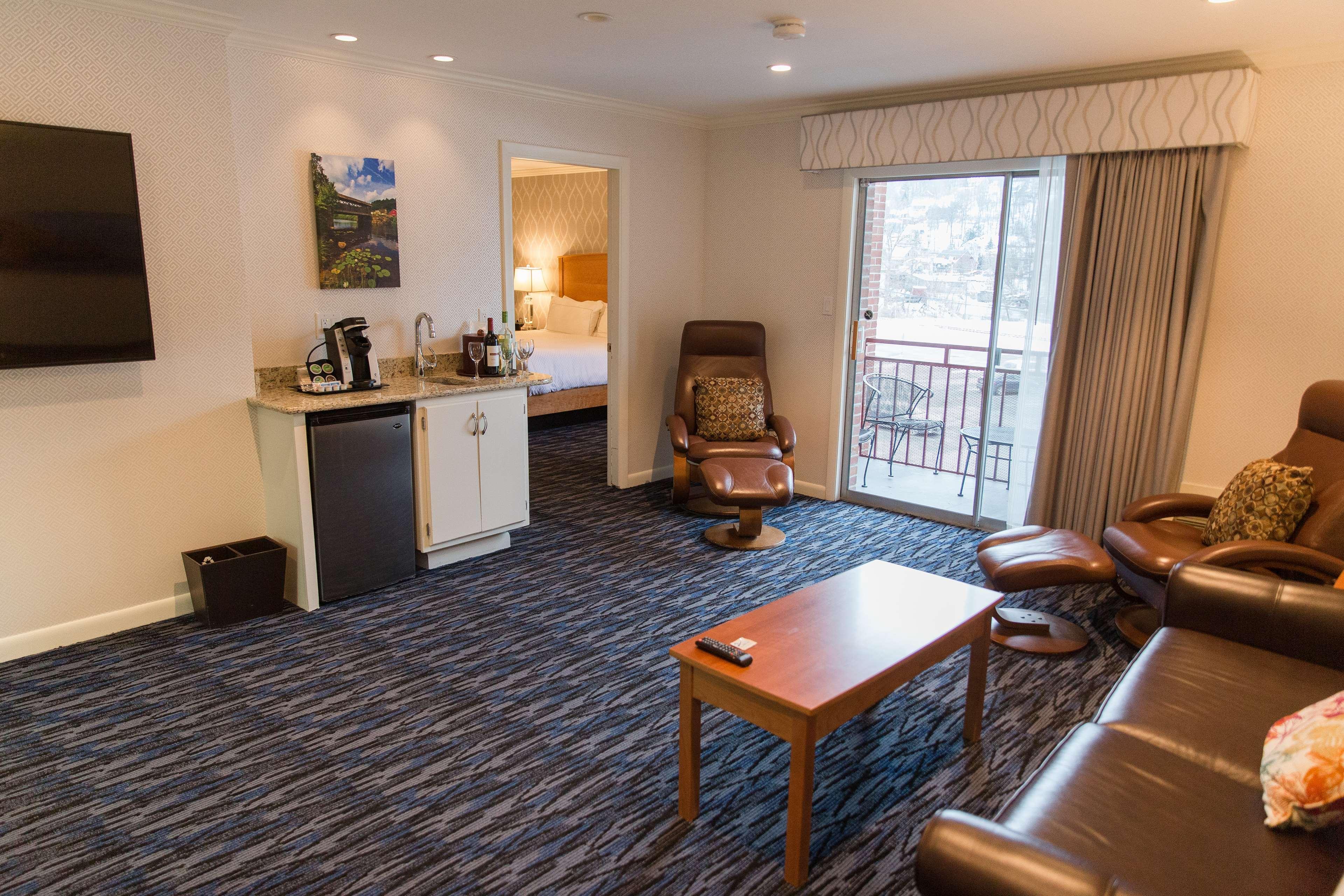 Capitol Plaza Hotel Montpelier Tapestry Collection by Hilton Esterno foto