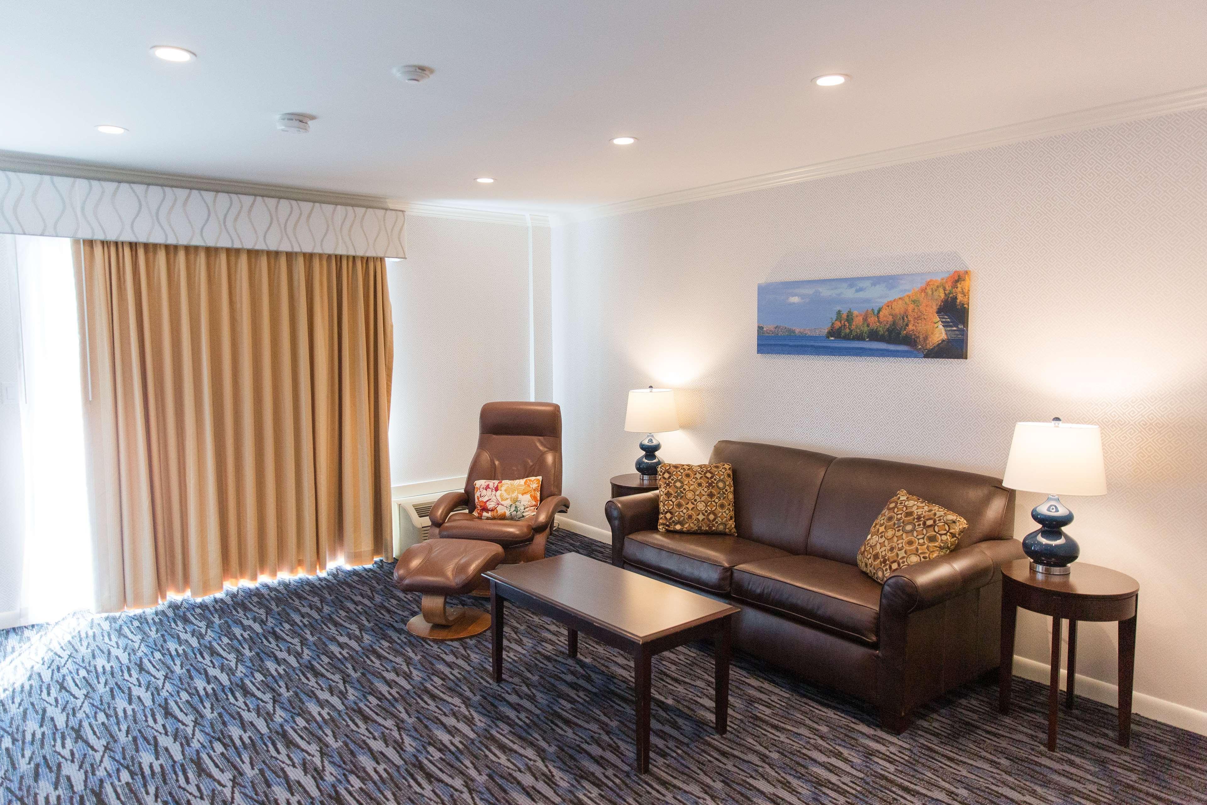 Capitol Plaza Hotel Montpelier Tapestry Collection by Hilton Esterno foto