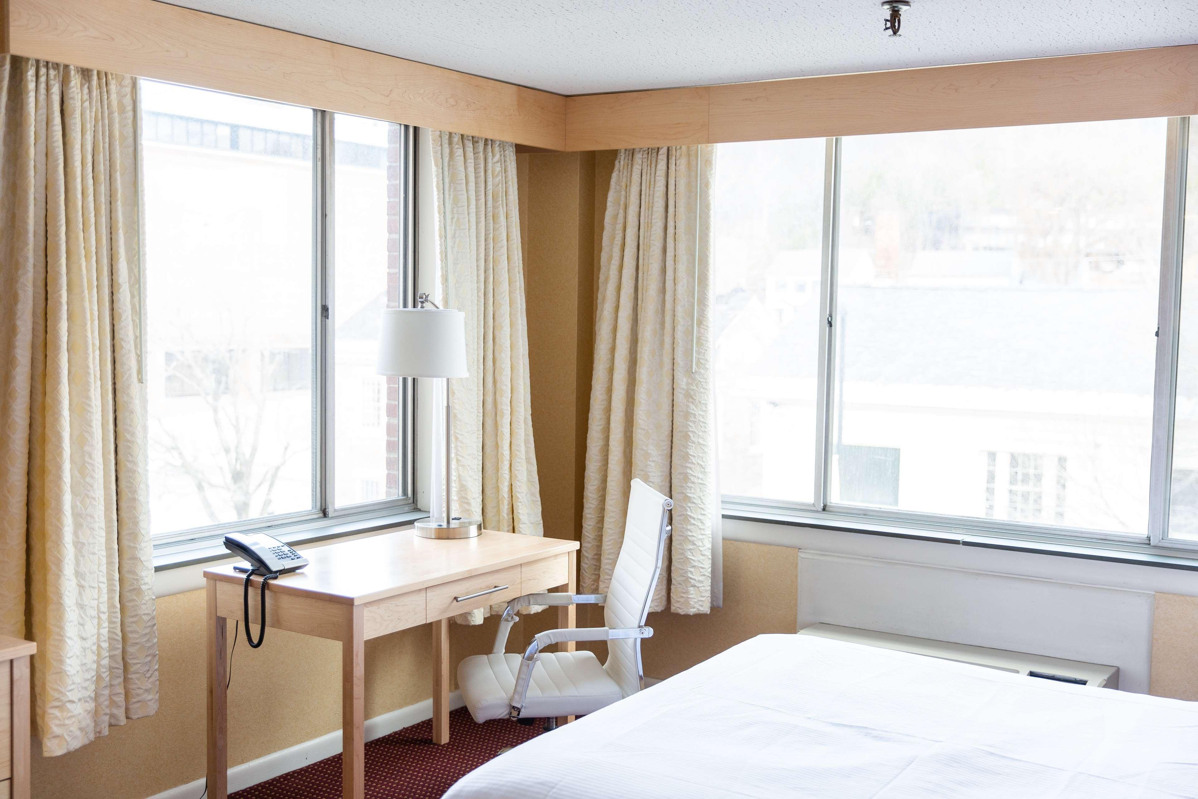 Capitol Plaza Hotel Montpelier Tapestry Collection by Hilton Esterno foto