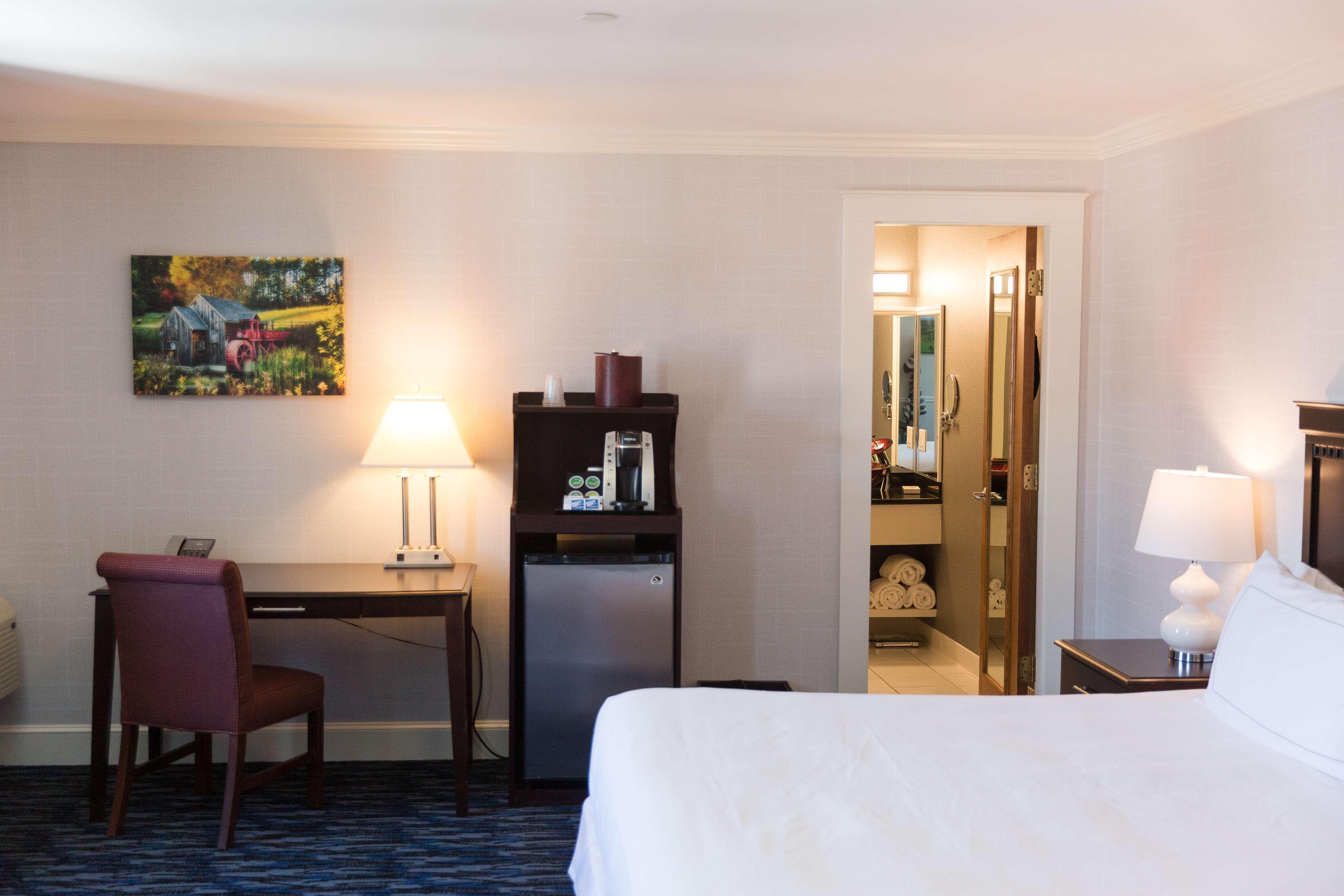 Capitol Plaza Hotel Montpelier Tapestry Collection by Hilton Esterno foto
