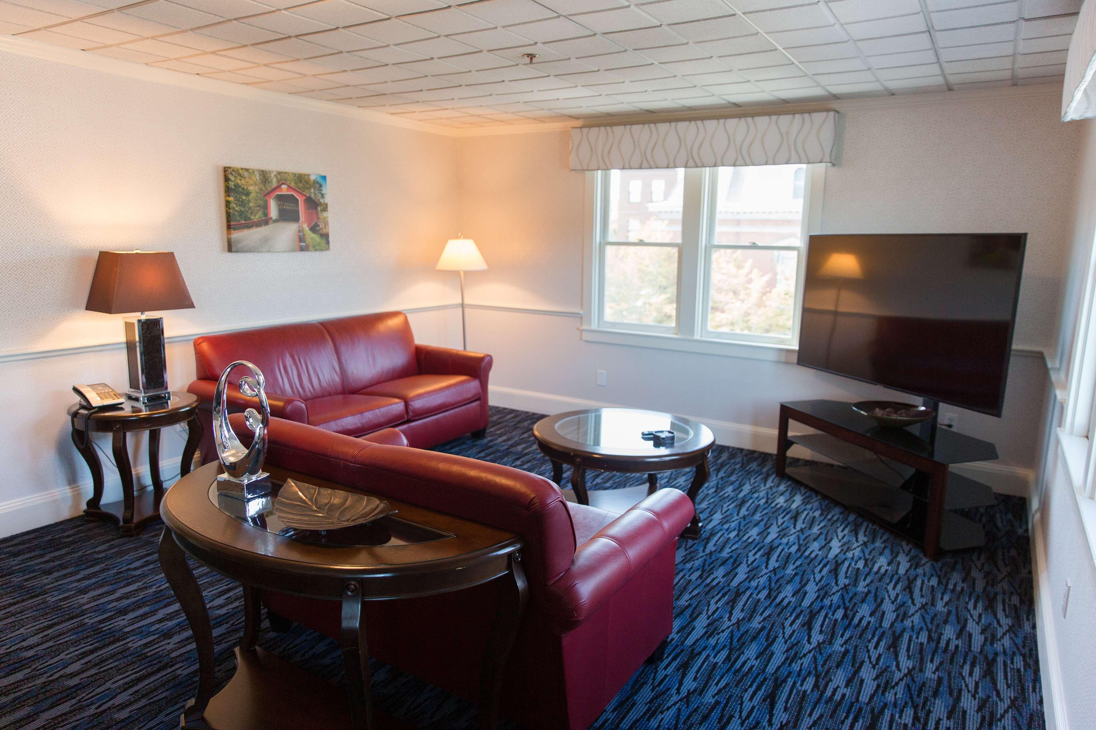 Capitol Plaza Hotel Montpelier Tapestry Collection by Hilton Esterno foto