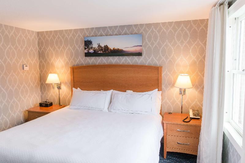 Capitol Plaza Hotel Montpelier Tapestry Collection by Hilton Esterno foto